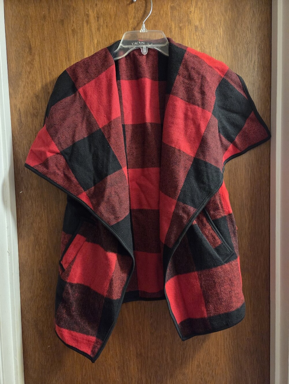Yacun Red & Black Buffalo Plaid Open Front Poncho Size Small